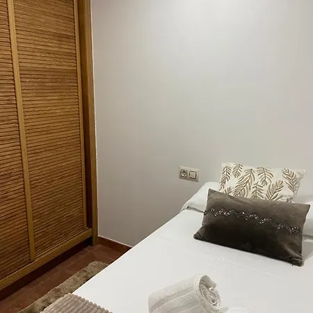 Preciosa Casa En Bembrive *