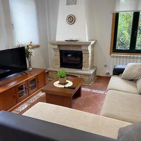 Preciosa Casa En Bembrive 比戈