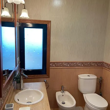 Preciosa Casa En Bembrive 度假居